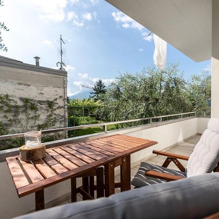 Apartments Leonardi Riva del Garda Esterno foto