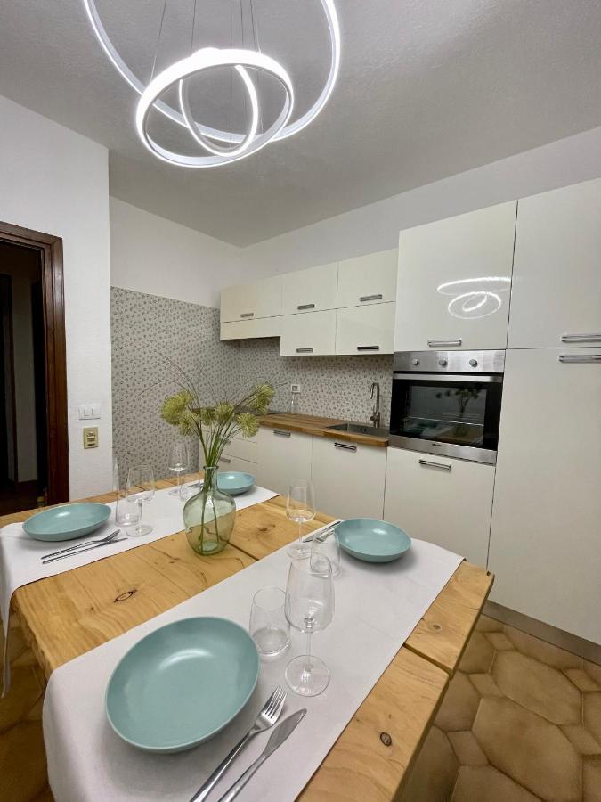 Apartments Leonardi Riva del Garda Esterno foto